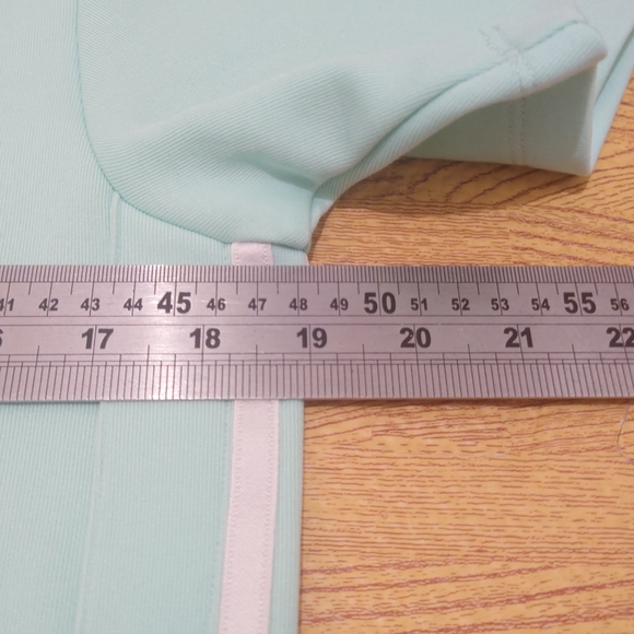 Adidas T-Shirt Dress Short Sleeve Girls 15-16 Years Green Popper Sides Trefoil - Picture 10 of 13